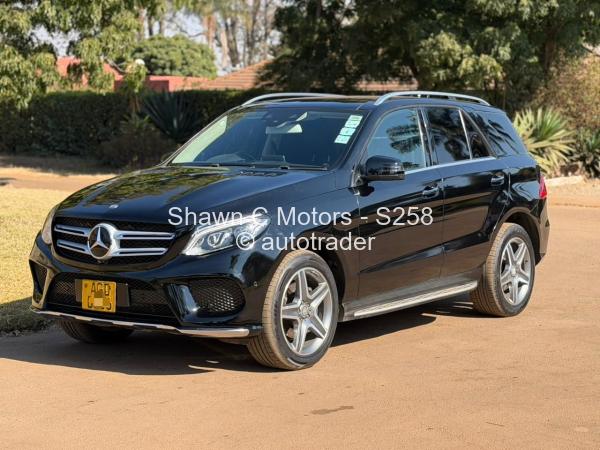 2016 - Mercedes Benz GLE