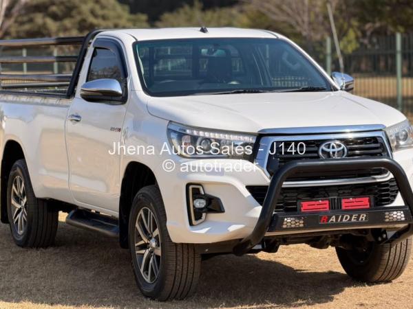 2018 - Toyota  Hilux