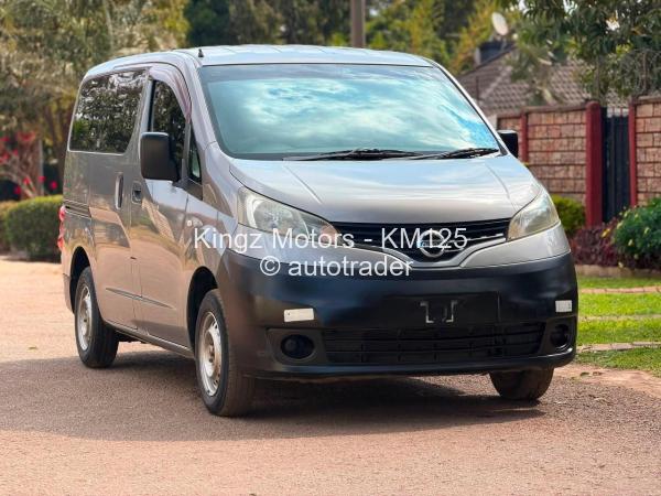 2016 - Nissan  NV200