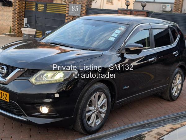 2015 - Nissan  X-Trail