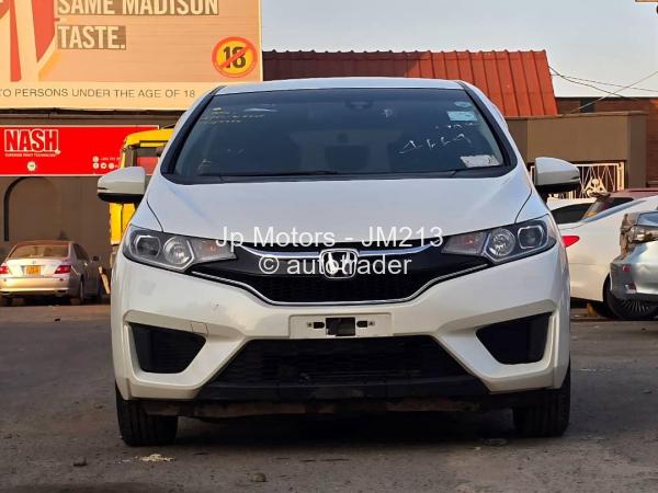 2016 - Honda Fit