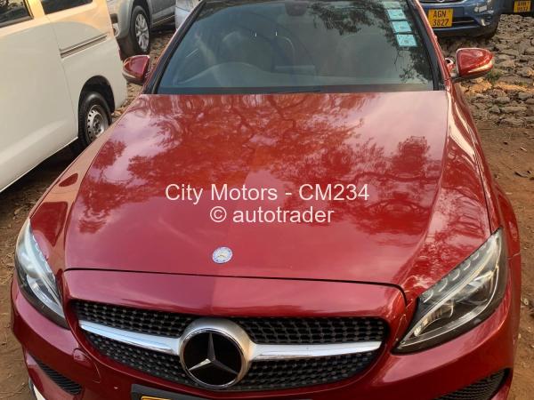 2013 - Mercedes Benz C200