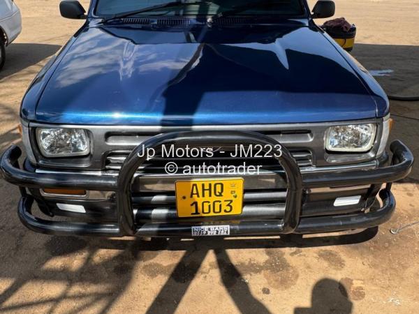 1999 - Toyota  Hilux