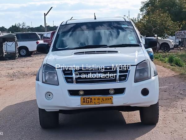 2008 - Isuzu  Kb
