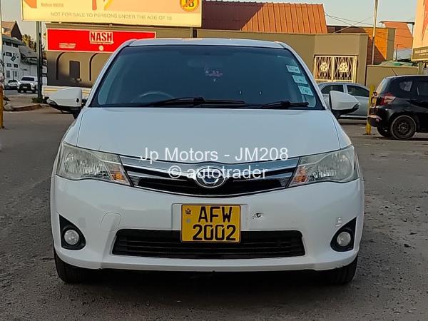 2014 - Toyota  Axio