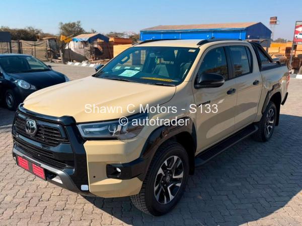 2025 - Toyota  Hilux