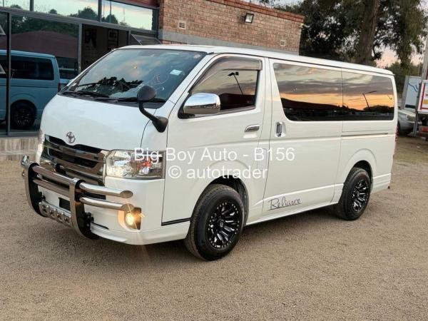2017 - Toyota  Hiace