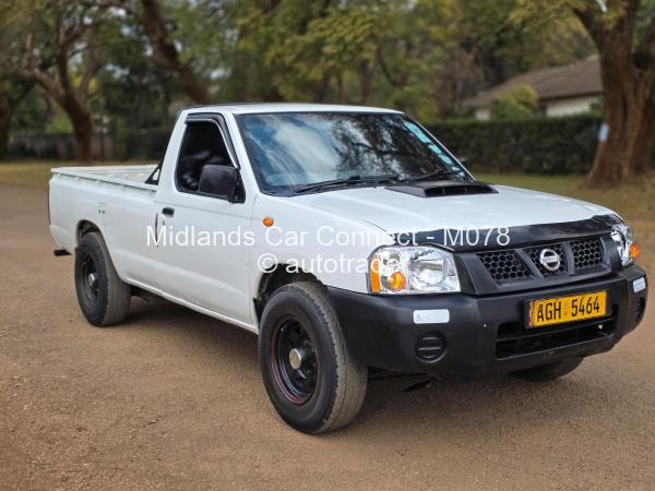 2020 - Nissan  NP300 Hardbody