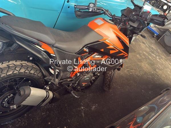 2021 - KTM 390