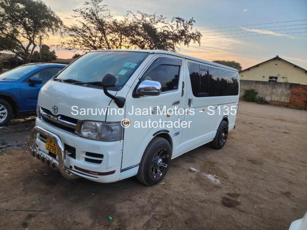 2016 - Toyota  Hiace