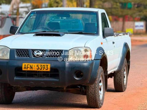 2013 - Nissan  NP300 Hardbody