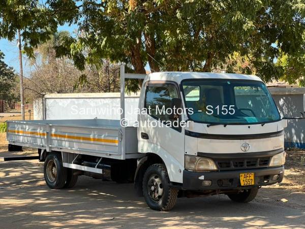 2011 - Toyota  Dyna
