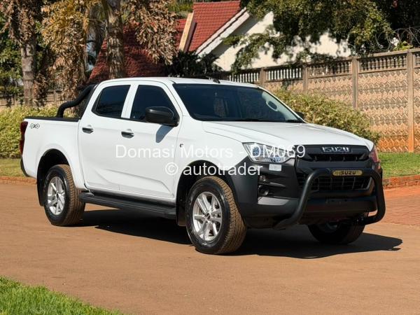 2025 - Isuzu  D-Max
