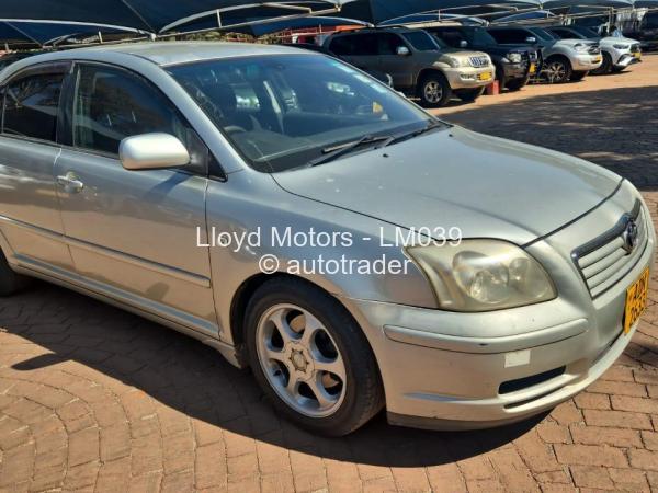2009 - Toyota  Avensis