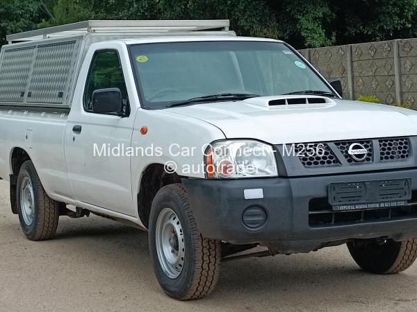 2019 - Nissan  NP300 Hardbody