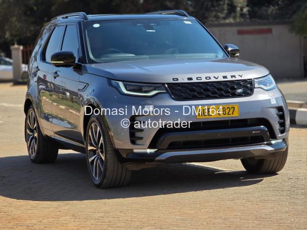 2022 - Land-Rover  Discovery 5
