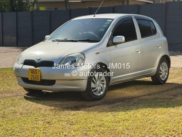 1999 - Toyota  Vitz