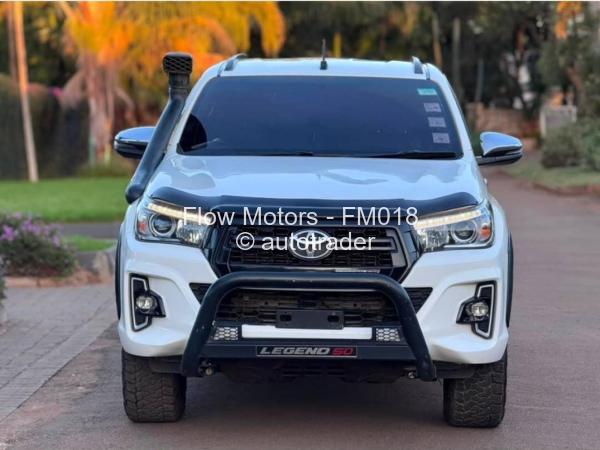 2019 - Toyota  Hilux