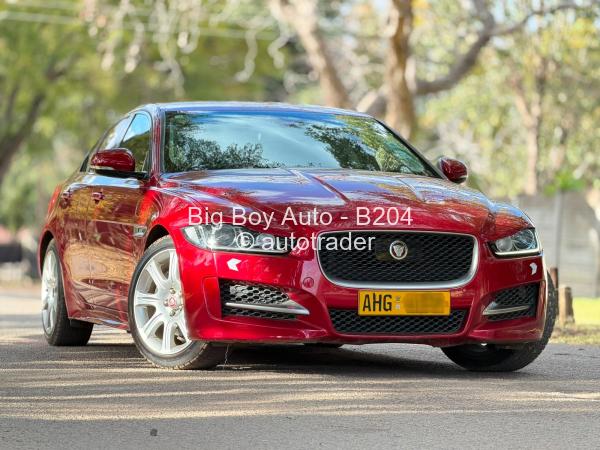 2016 - Jaguar XE