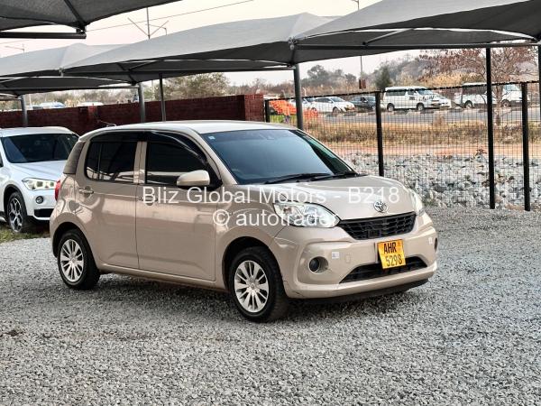 2017 - Toyota  Passo