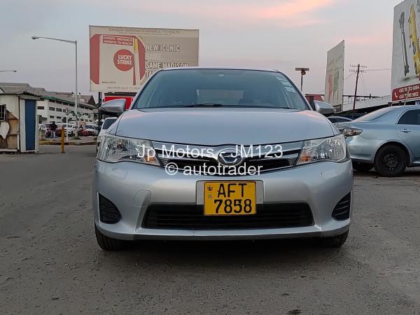 2014 - Toyota  Axio