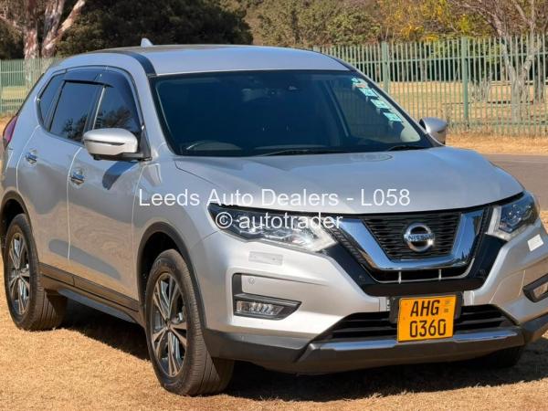 2019 - Nissan  Xtrail