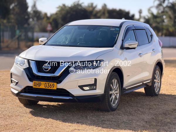 2019 - Nissan  Xtrail
