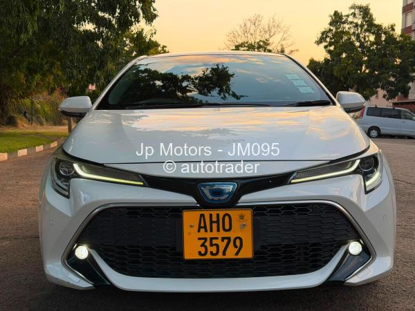 2018 - Toyota  Corolla