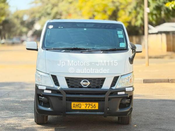 2015 - Nissan  Caravan