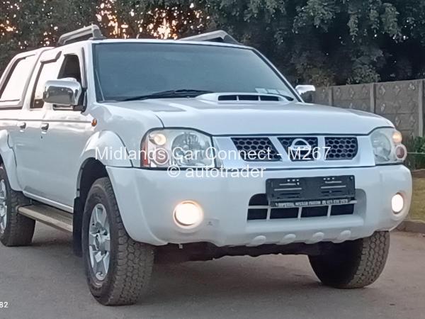 2018 - Nissan  NP300 Hardbody