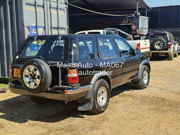 2000 - Nissan  Terrano