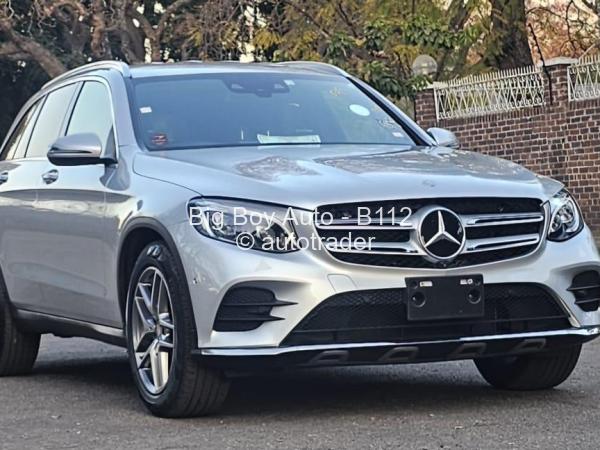 2017 - Mercedes Benz GLC