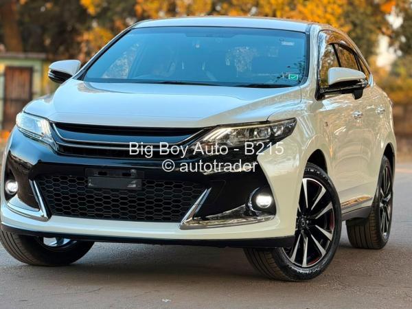 2017 - Toyota  Harrier