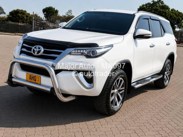 2018 - Toyota  Fortuner