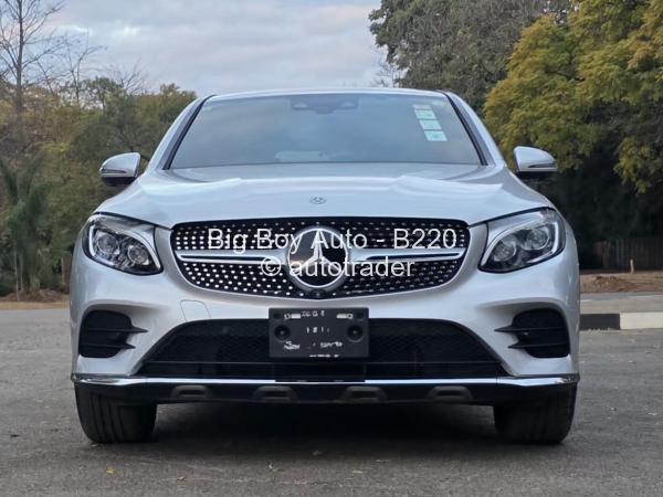 2017 - Mercedes Benz GLC