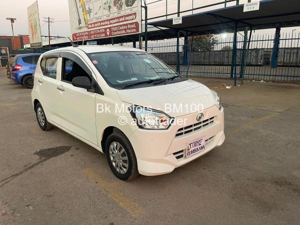 2017 - Daihatsu Mira