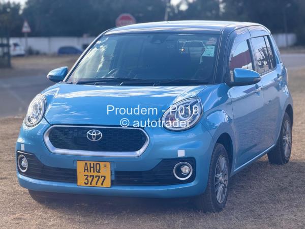 2017 - Toyota  Passo