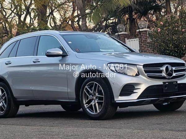 2017 - Mercedes Benz GLC