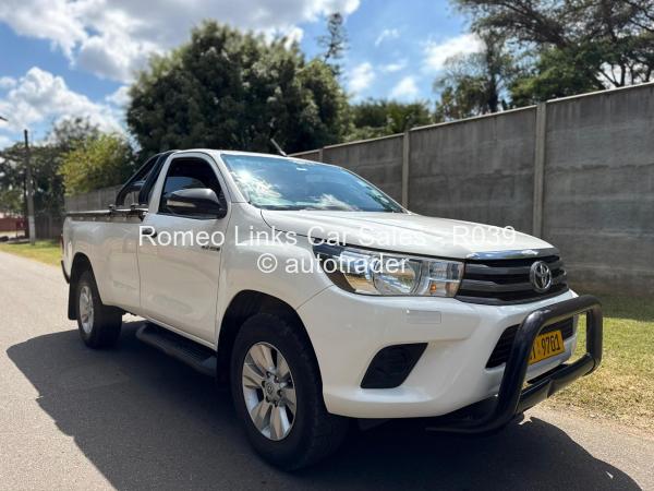 2017 - Toyota  HILUX GD6