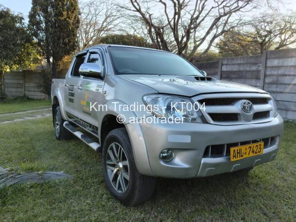 2006 - Toyota  Hilux