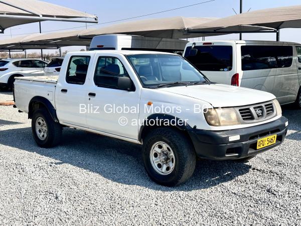 2002 - Nissan  Hardbody