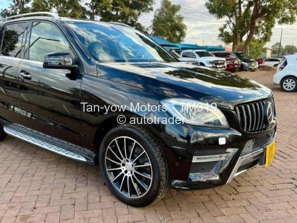 2014 - Mercedes Benz ML