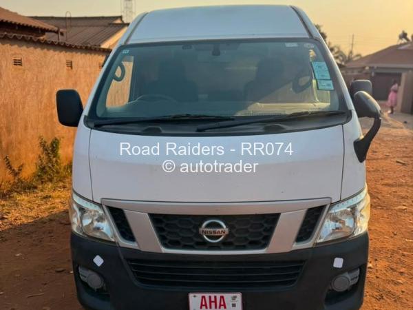 2016 - Nissan  NV350