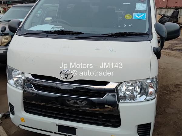 2019 - Toyota  Hiace