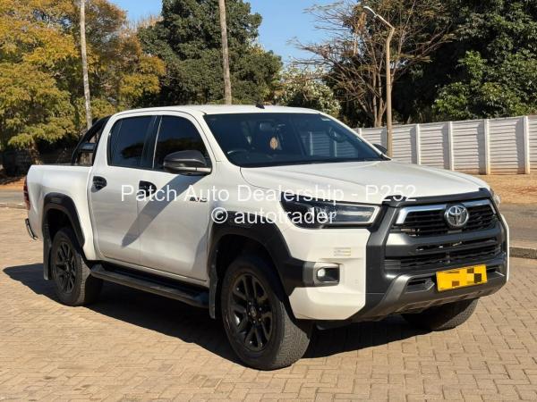 2020 - Toyota  Hilux