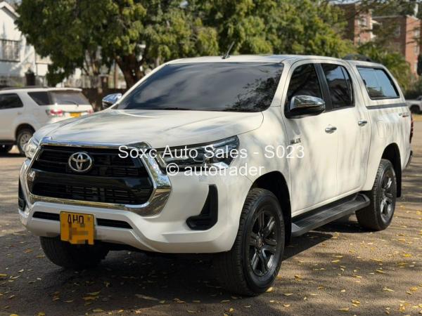 2022 - Toyota  HILUX GD6