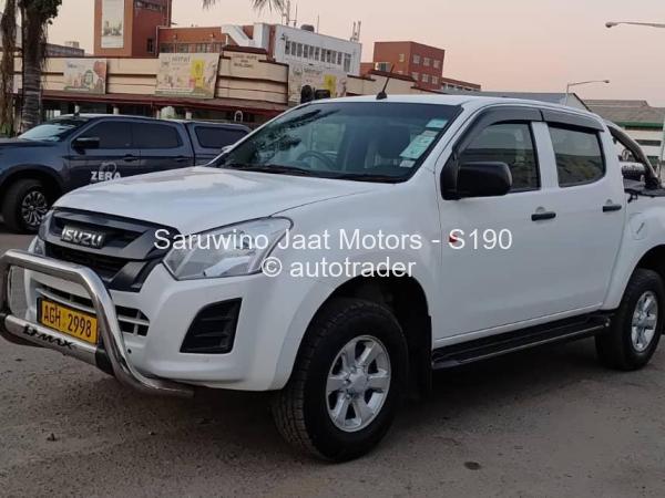 2022 - Isuzu  KB250