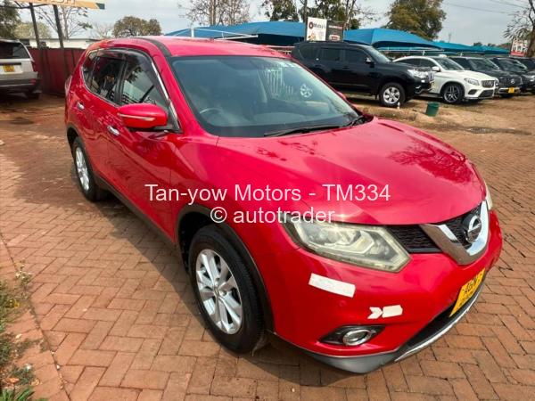 2014 - Nissan  X-Trail