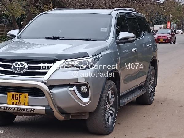 2016 - Toyota  Fortuner