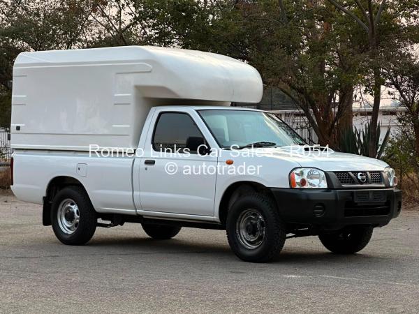 2019 - Nissan  NP300 Hardbody